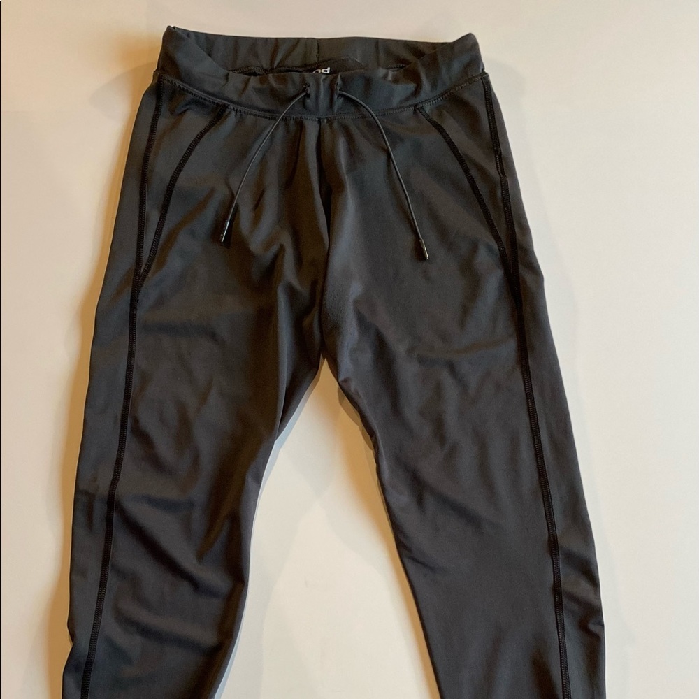 Hind Grey Workout Leggings Size Small ( S )